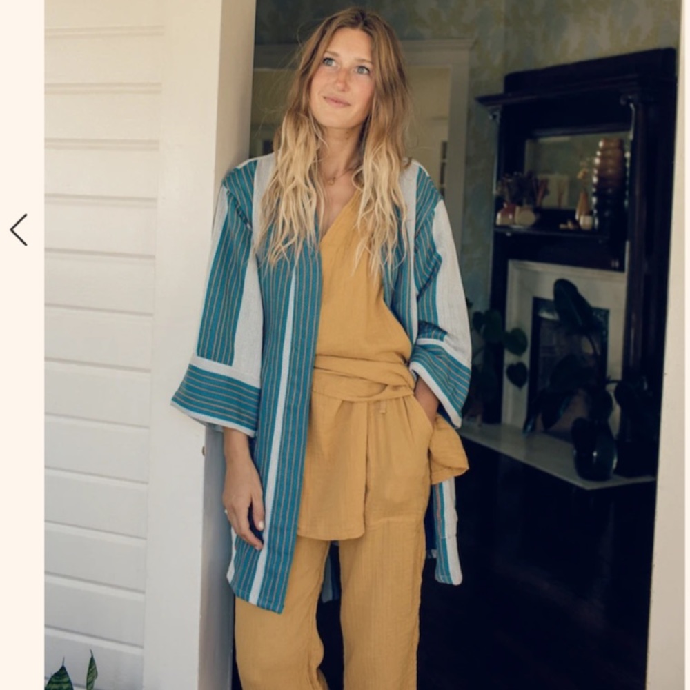 OddBird Fidan Short Kimono Robe